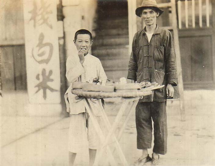 Name:  1926 Chinesen in Bangkok.jpg
Hits: 158
Größe:  54,6 KB