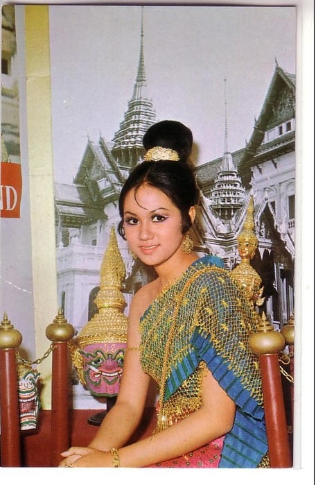Name:  Miss Thailand 1977.jpg
Hits: 177
Größe:  129,3 KB