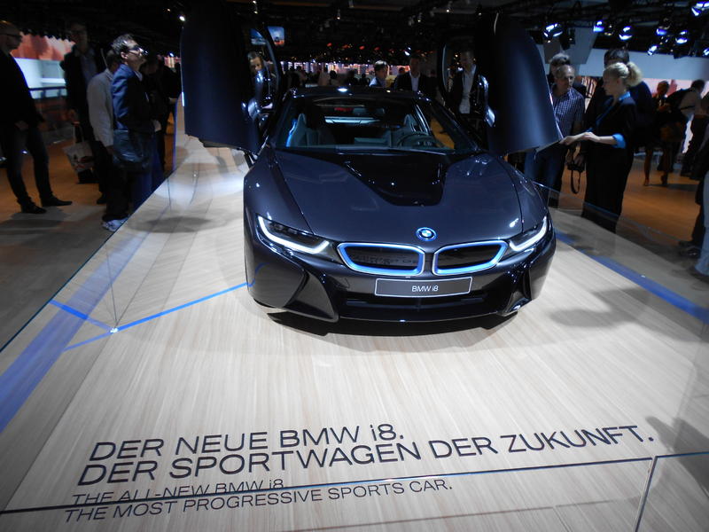 Name:  BMW-5.jpg
Hits: 102
Größe:  74,2 KB