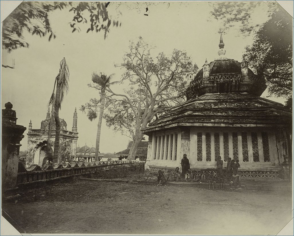 Klicke auf die Grafik für eine größere Ansicht 

Name:	1896-bangkok Wat.jpg 
Hits:	139 
Größe:	185,4 KB 
ID:	4739