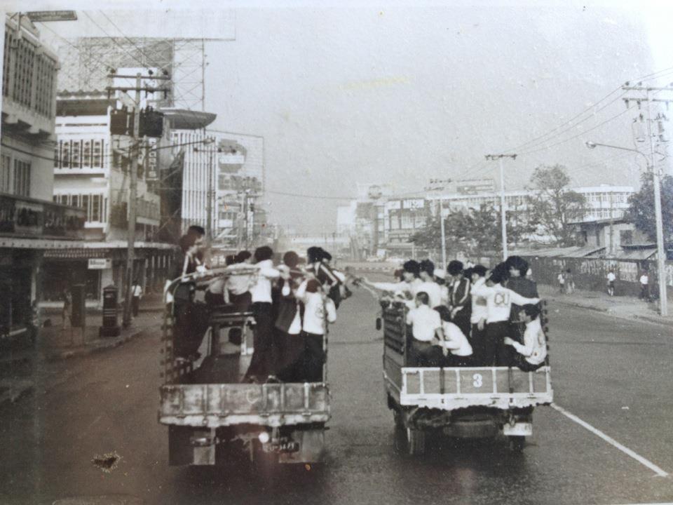 Name:  Songkran 1971.jpg
Hits: 162
Größe:  83,3 KB