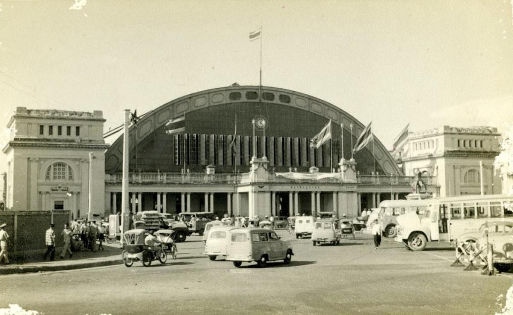 Name:  Bahnhof Bangkok 1963.jpg
Hits: 157
Größe:  86,6 KB