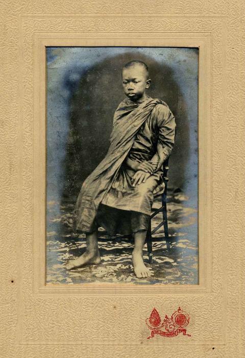 Name:  ein Prinz als Monk - 1875.jpg
Hits: 178
Größe:  65,6 KB