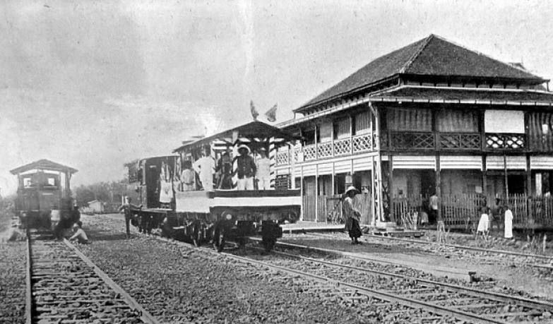 Name:  Bahnhof von Ayutthaya - 1902.jpg
Hits: 222
Größe:  66,7 KB