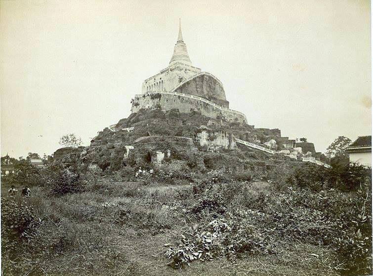 Name:  1880 Golden Mount, Wat Saket.jpg
Hits: 195
Größe:  90,2 KB