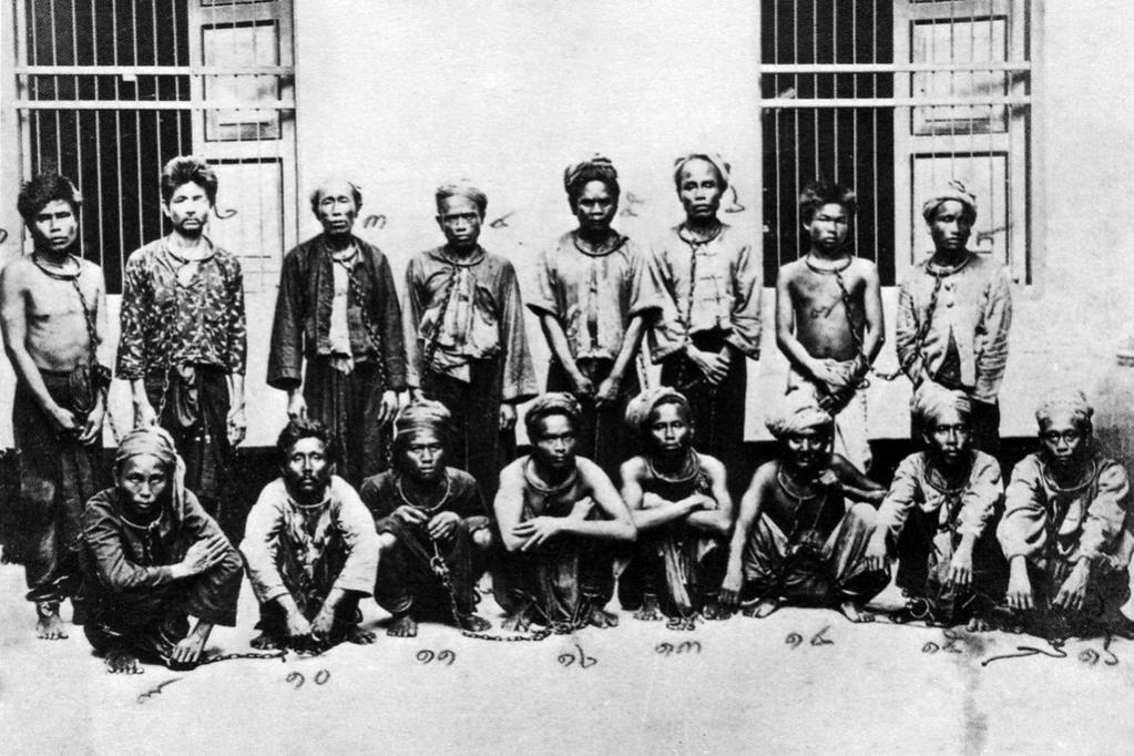 Name:  1915-lampang-prisoners.jpg
Hits: 149
Größe:  130,6 KB