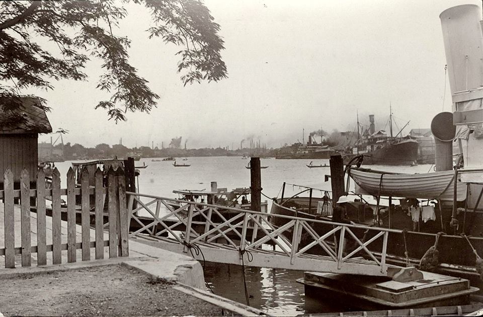 Name:  Chao Phraya River-1910.jpg
Hits: 162
Größe:  117,9 KB