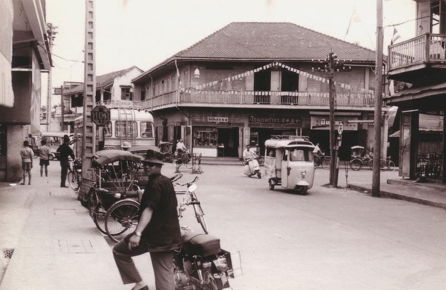 Name:  Chiang Mai 1963.jpg
Hits: 142
Größe:  74,0 KB